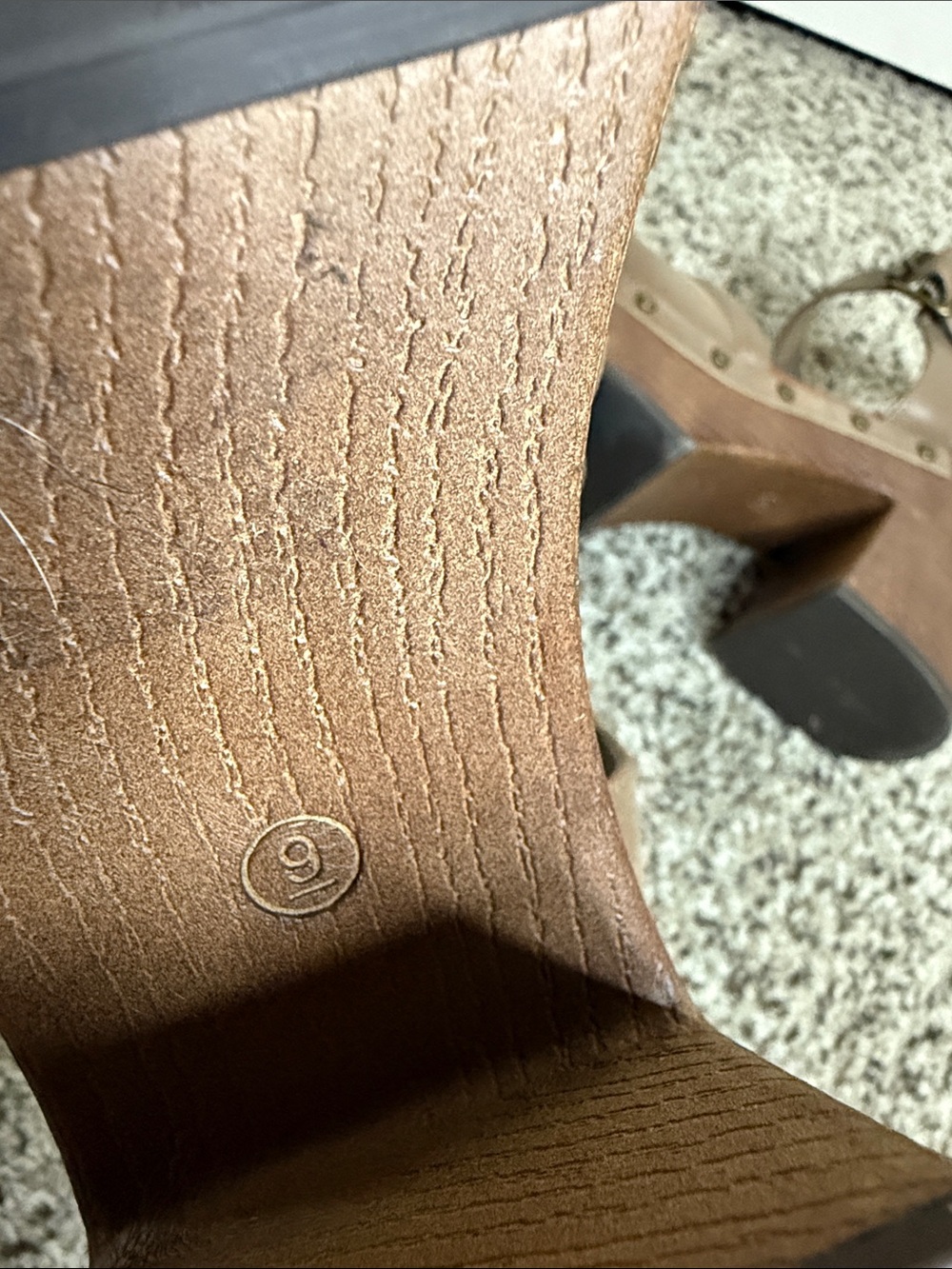 Vintage Mia Analie Block Heel Platform Clogs size Taupe Sz 9 Ladies - Picture 9 of 9